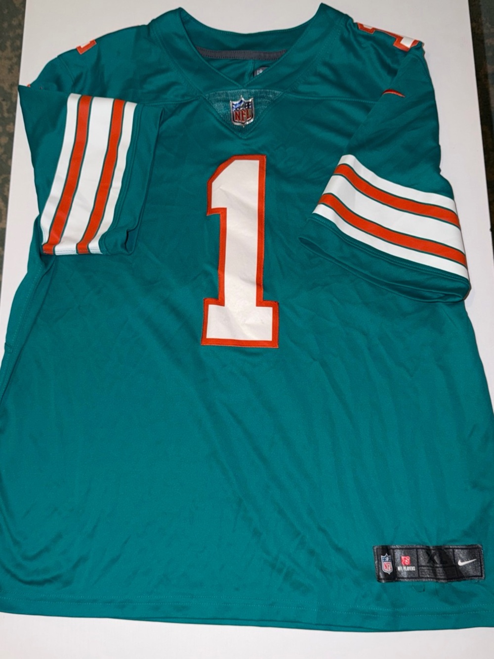 Nike Men’s Tua Tagovailoa Miami Dolphins Jersey
